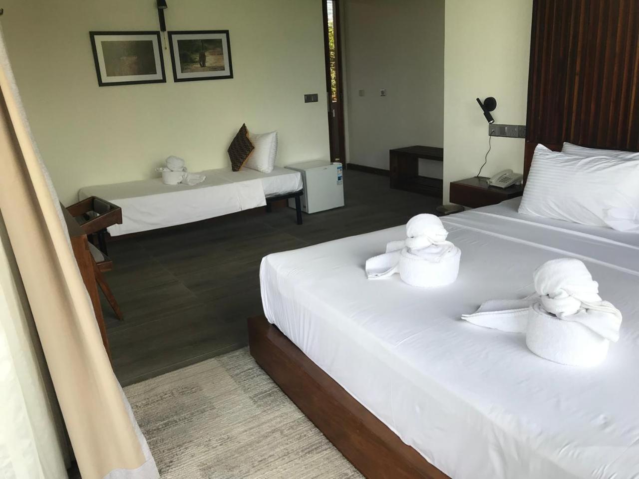 Thimbiri Wewa Resort Уилпатту Экстерьер фото