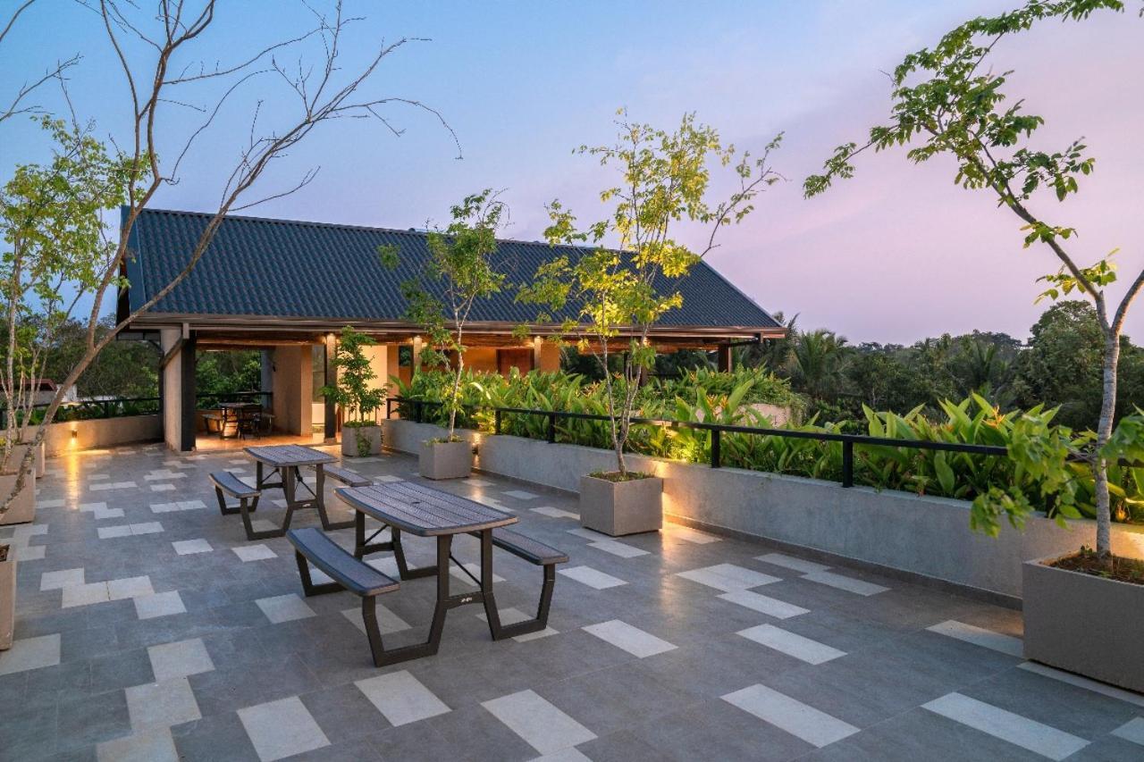 Thimbiri Wewa Resort Уилпатту Экстерьер фото