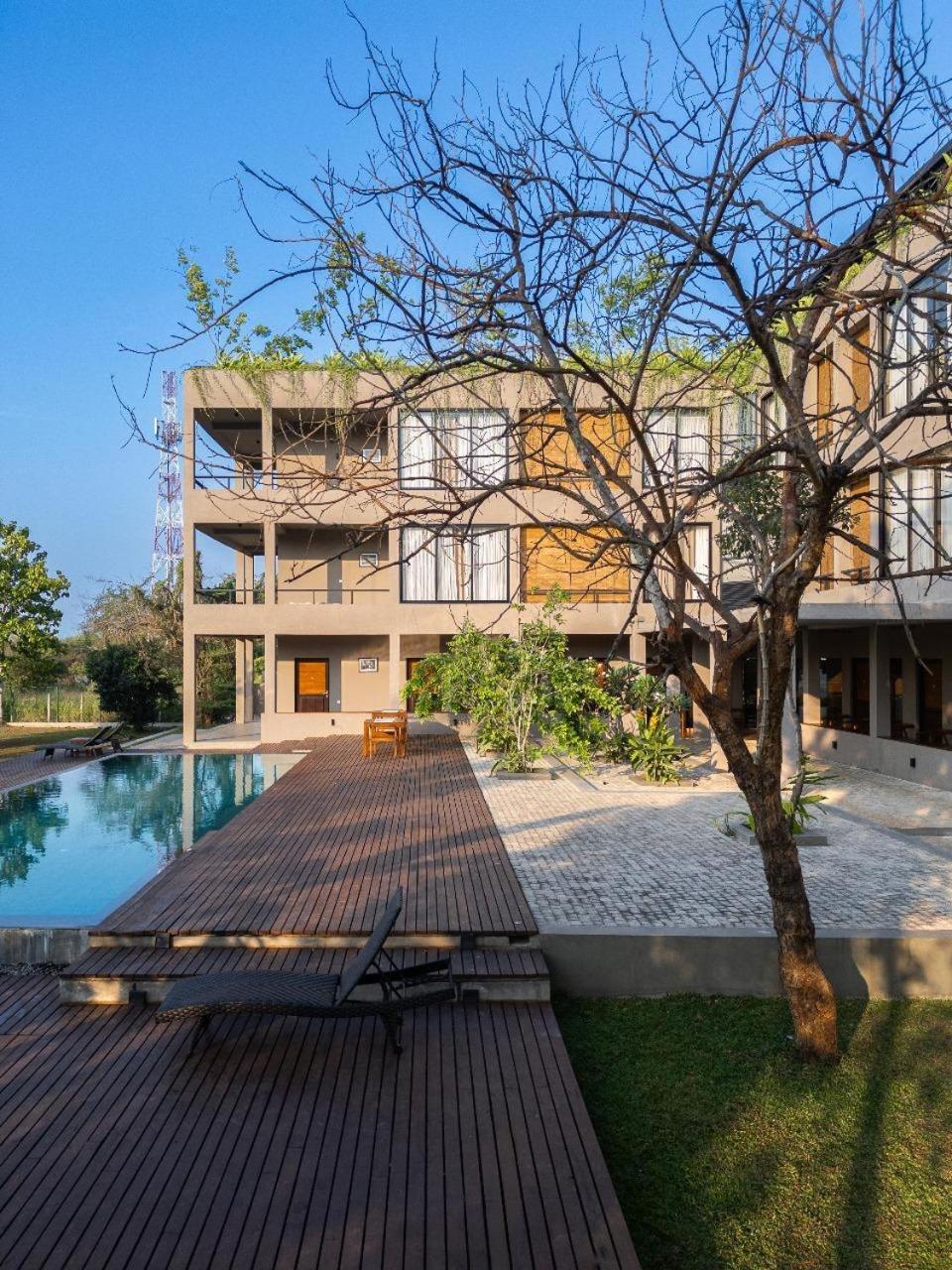 Thimbiri Wewa Resort Уилпатту Экстерьер фото